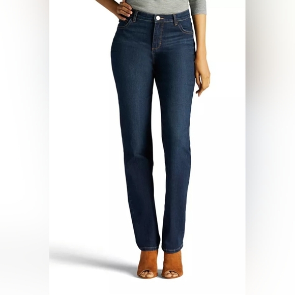 Lee Denim - Lee Women's Perfect Fit Straight Leg Jeans. Sz 12 Short. 26" Inseam. 9" Rise